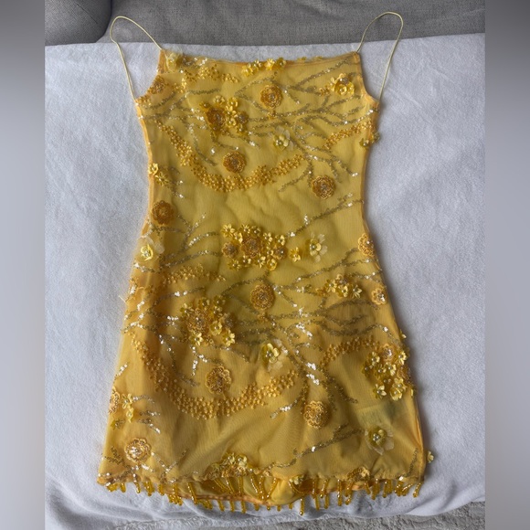 Jaded London Yellow Backless Dress - Picture 7 of 7